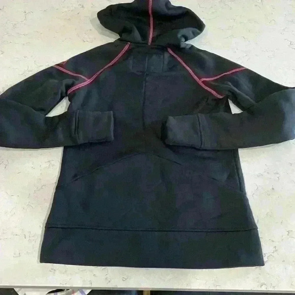 Keep Tight Hoodie 🎉 - Picture 6 of 8